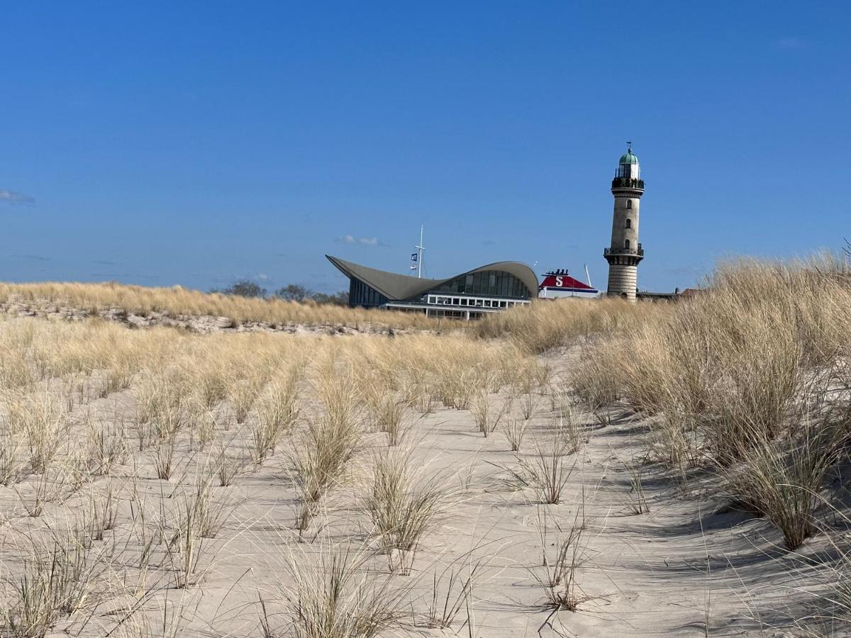 Meeresbriese Warnemuende Росток Екстериор снимка